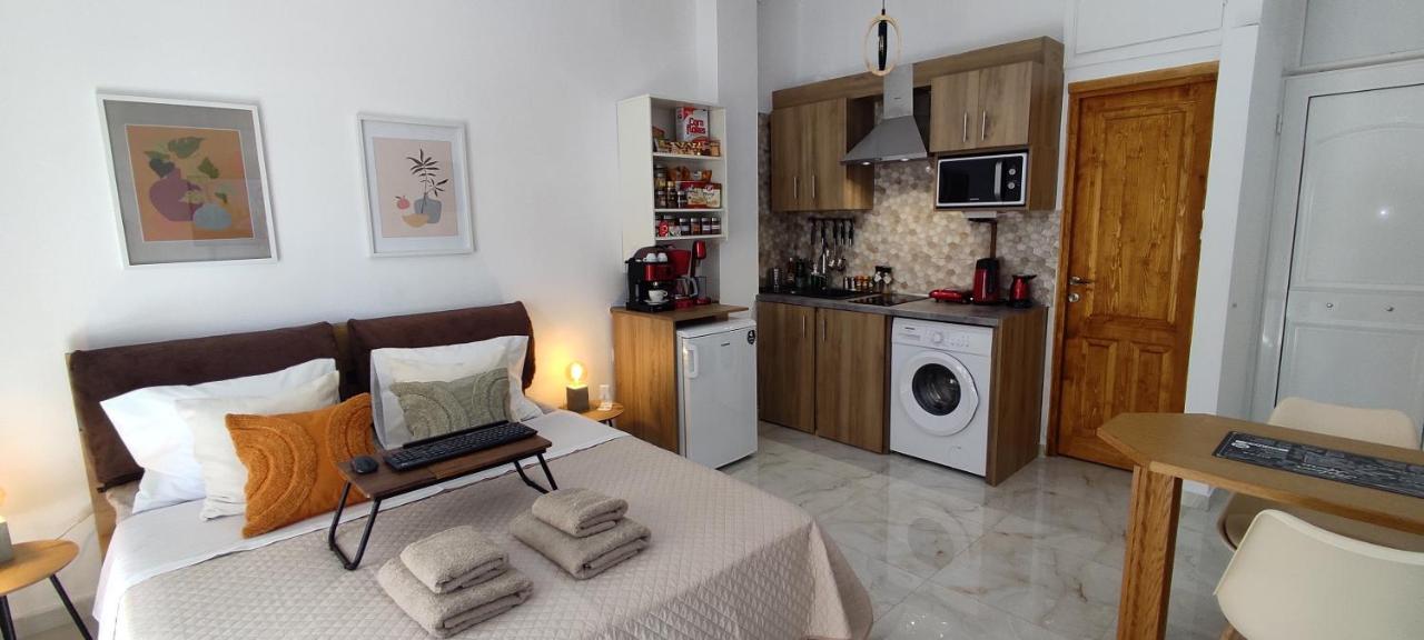 Beautiful Choice - Near Athens Airport - 50M From The Sea - Iq+ Apartamento Loútsa Exterior foto
