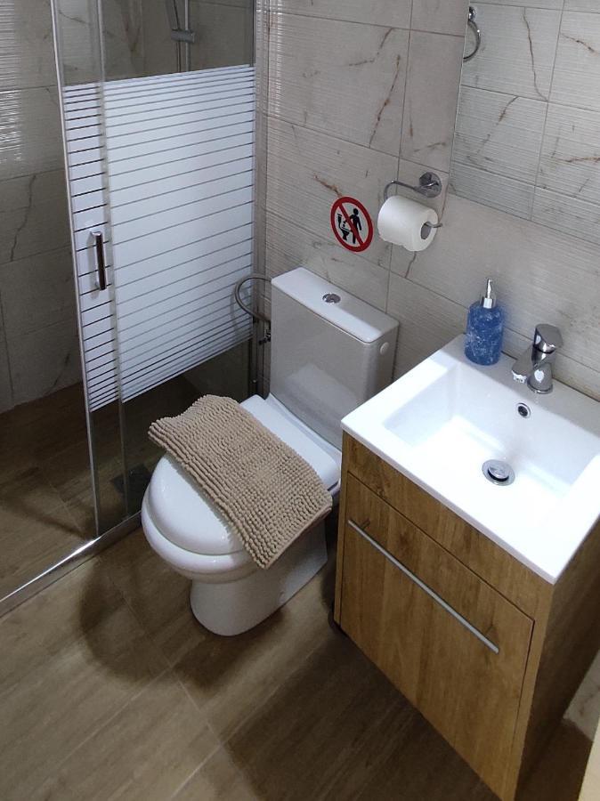 Beautiful Choice - Near Athens Airport - 50M From The Sea - Iq+ Apartamento Loútsa Exterior foto